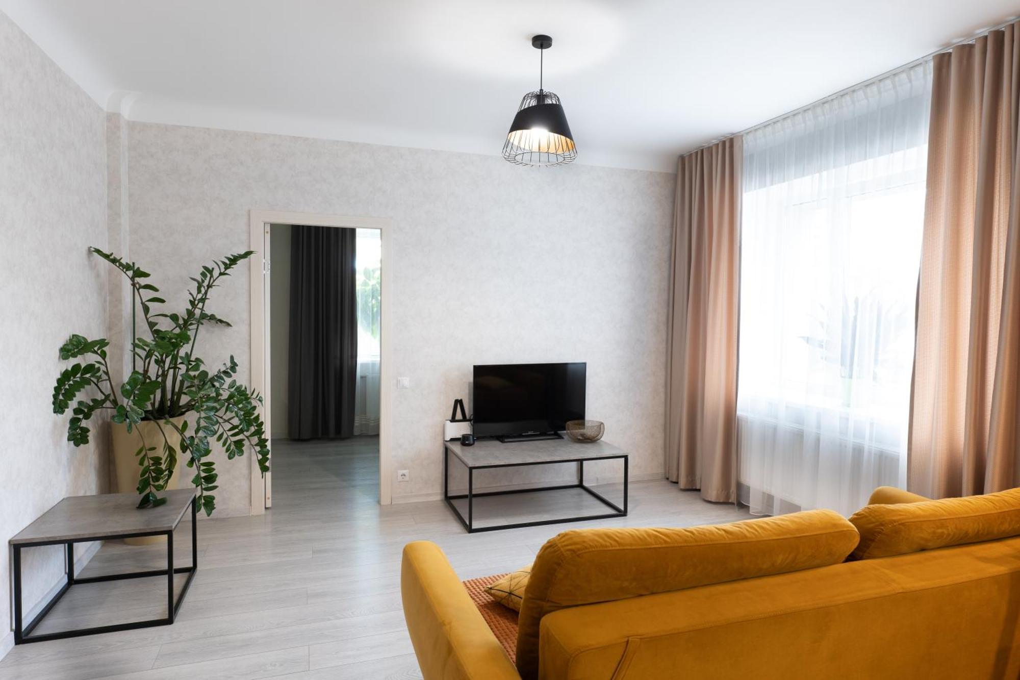 Centra Apartamenti Eliza Limbazi Exteriör bild