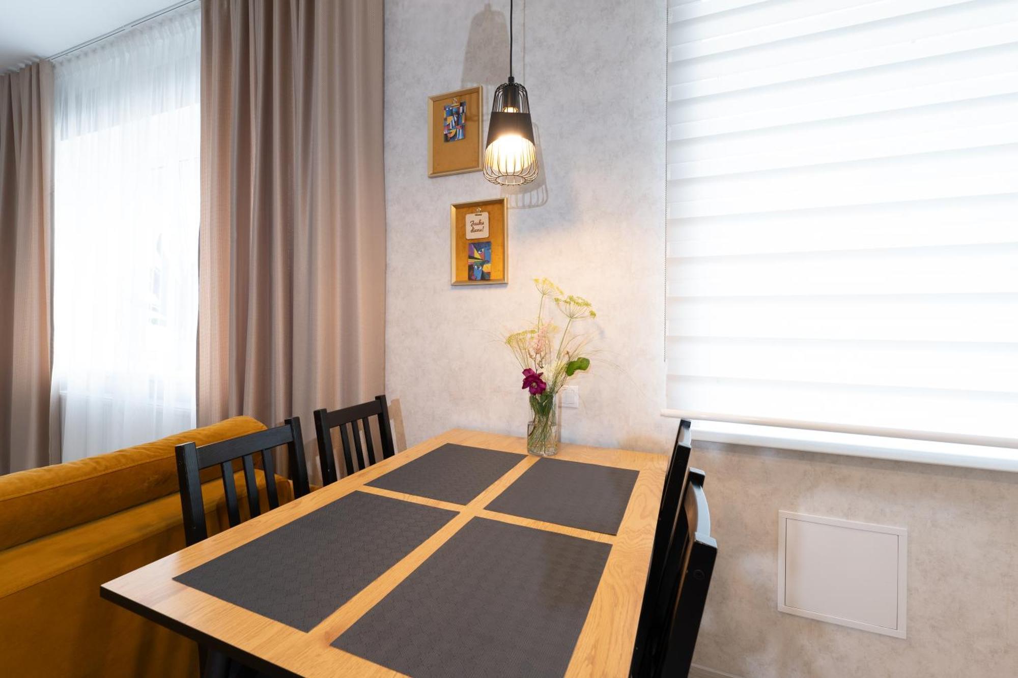 Centra Apartamenti Eliza Limbazi Exteriör bild
